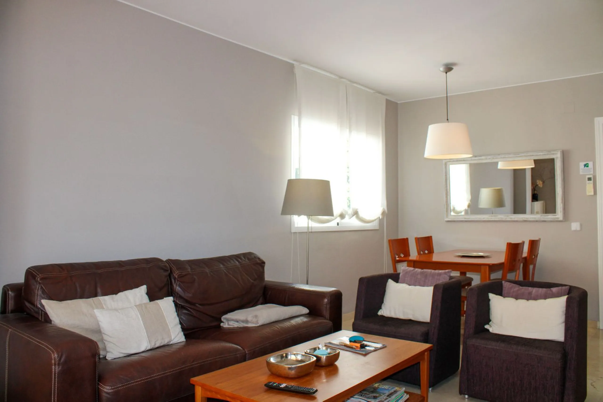 Modern spacious apartment in excellent condition with large terrace in Nerja, only 5 minutes walk to Burriana beach.