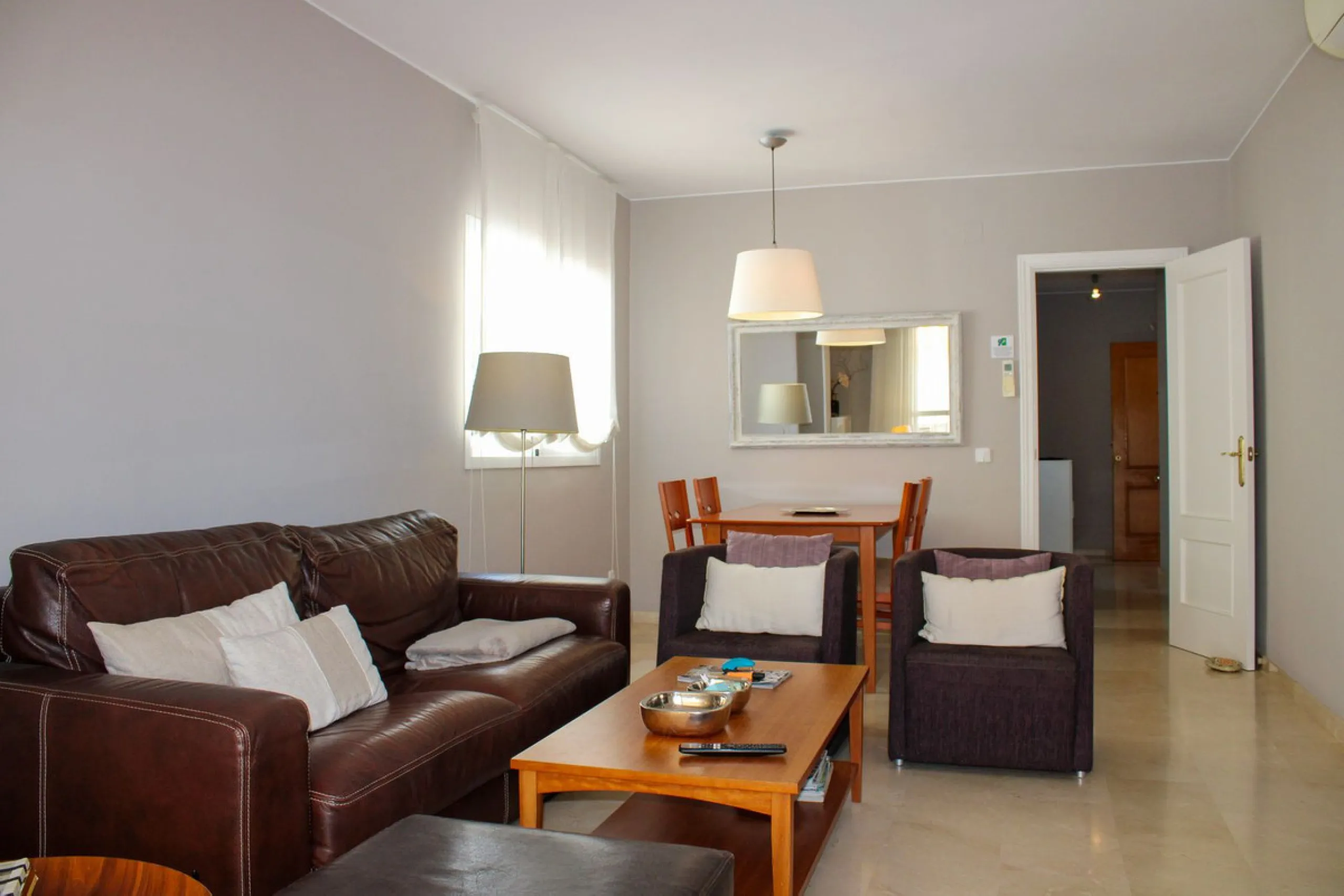 Modern spacious apartment in excellent condition with large terrace in Nerja, only 5 minutes walk to Burriana beach.