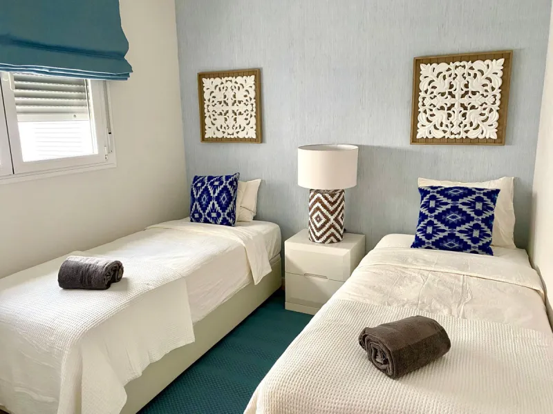 Apartment - Penthouse в продаже в Marbella, Málaga. В доме 3 спален и 2 ванных комнат. Площадь дома 108 м²