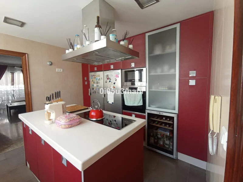 Discover your new home in Málaga, in the heart of the La Trinidad neighborhood!
