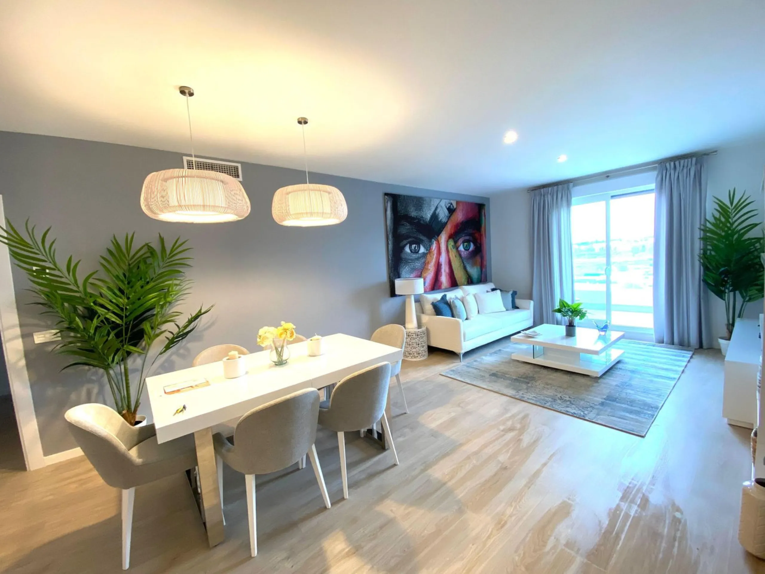 Apartment - Penthouse в продаже в Marbella, Málaga. В доме 3 спален и 2 ванных комнат. Площадь дома 108 м²