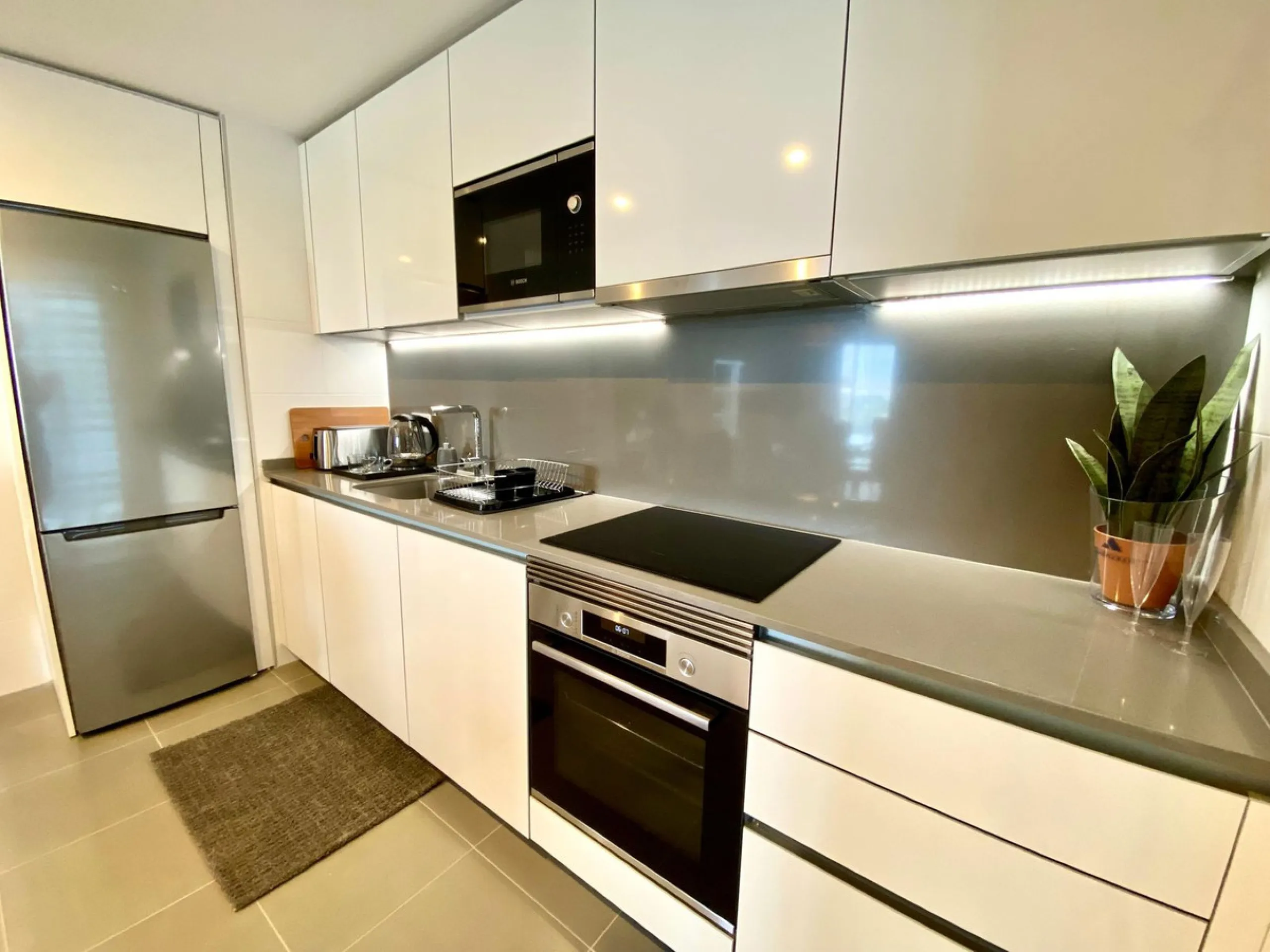 Apartment - Penthouse в продаже в Marbella, Málaga. В доме 3 спален и 2 ванных комнат. Площадь дома 108 м²