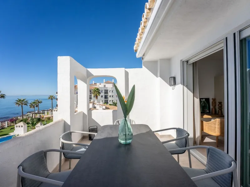 Duplex penthouse with stunning views of the Mediterranean.