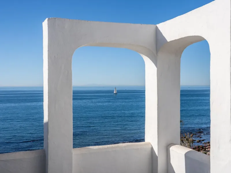 Duplex penthouse with stunning views of the Mediterranean.