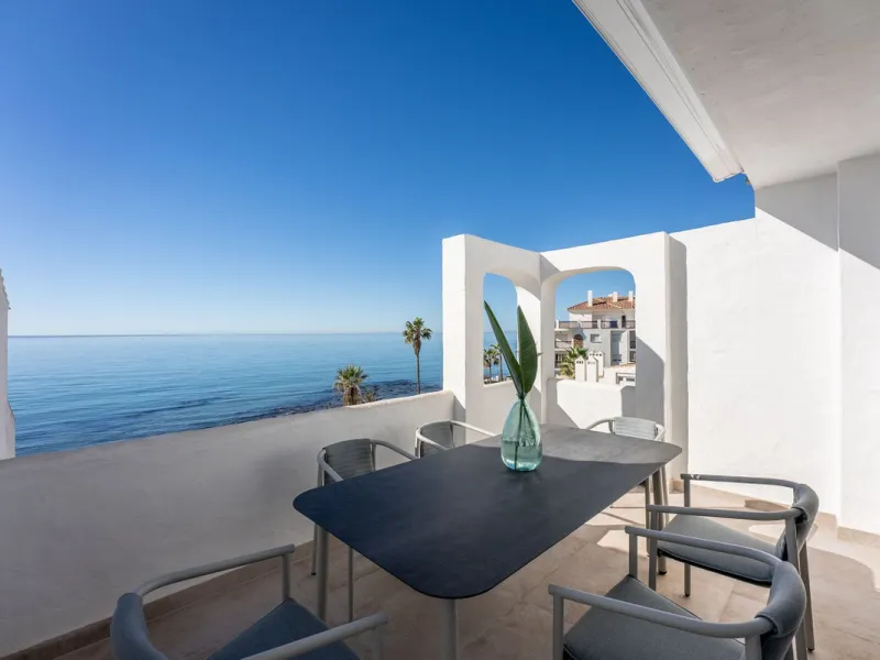 Duplex penthouse with stunning views of the Mediterranean.