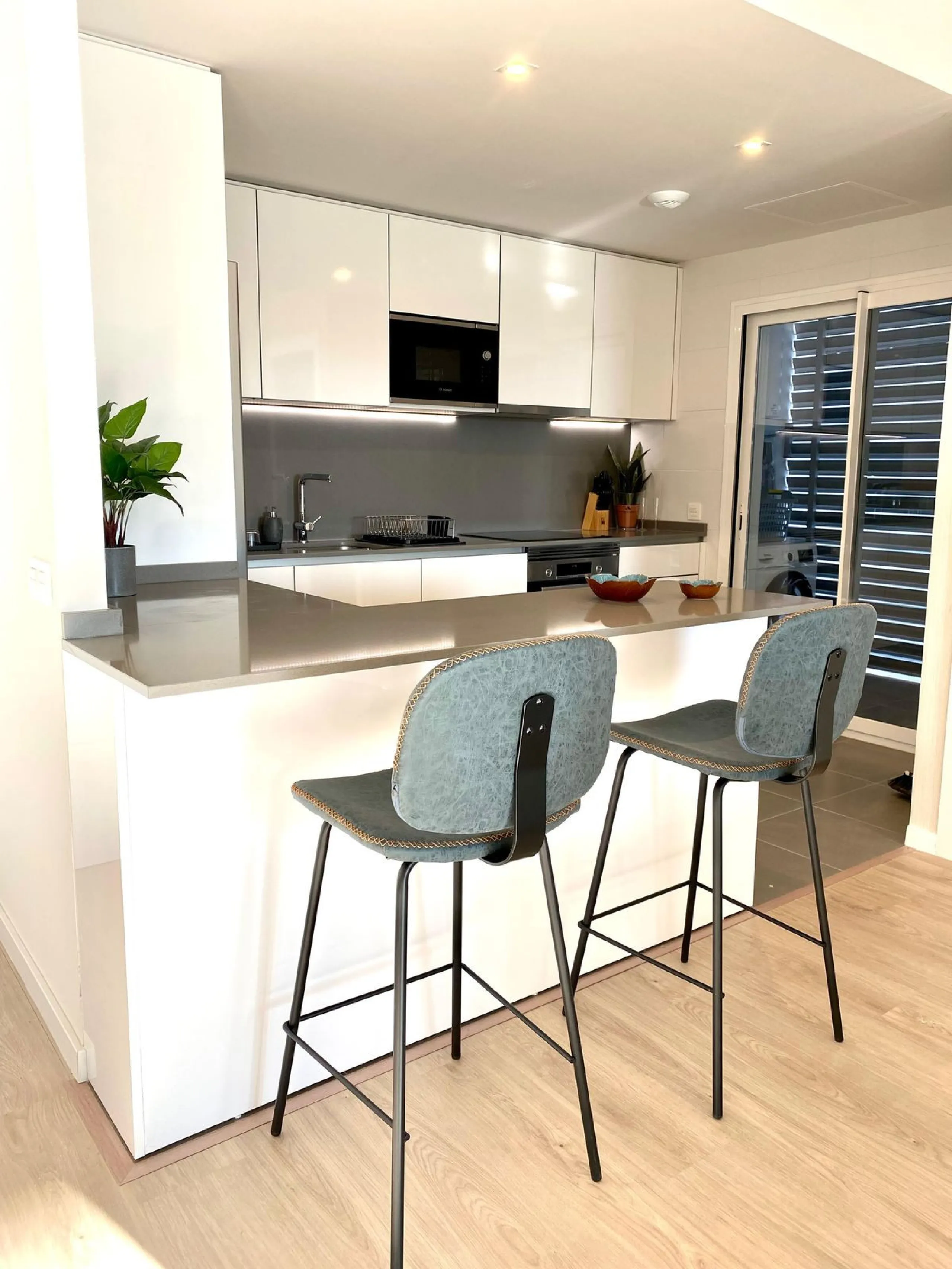 Apartment - Penthouse в продаже в Marbella, Málaga. В доме 3 спален и 2 ванных комнат. Площадь дома 108 м²