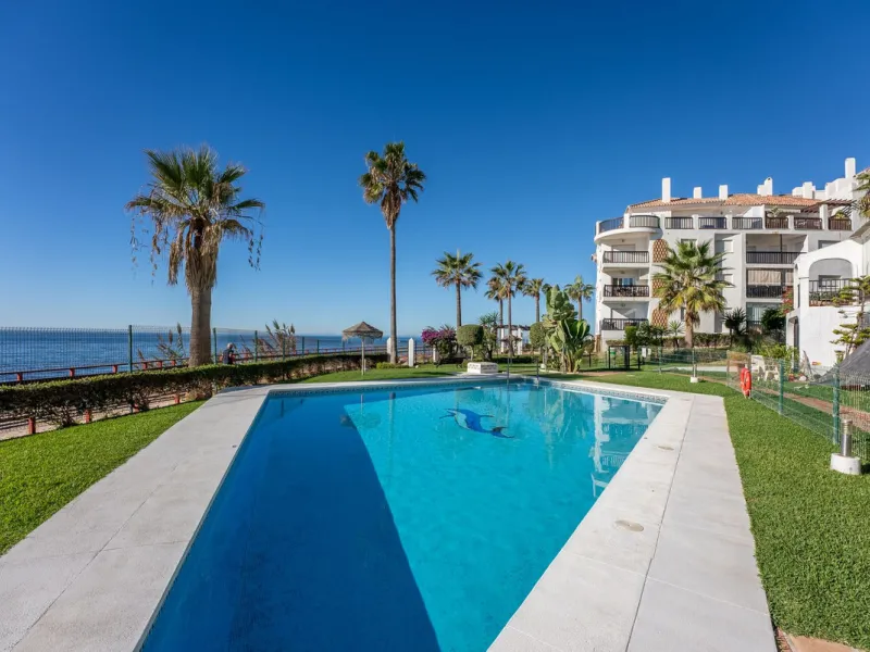 Duplex penthouse with stunning views of the Mediterranean.