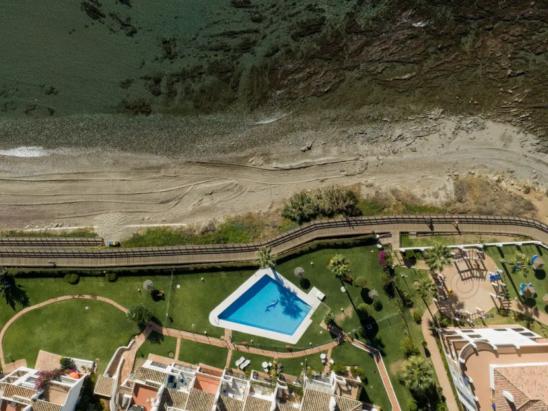 Duplex penthouse with stunning views of the Mediterranean.