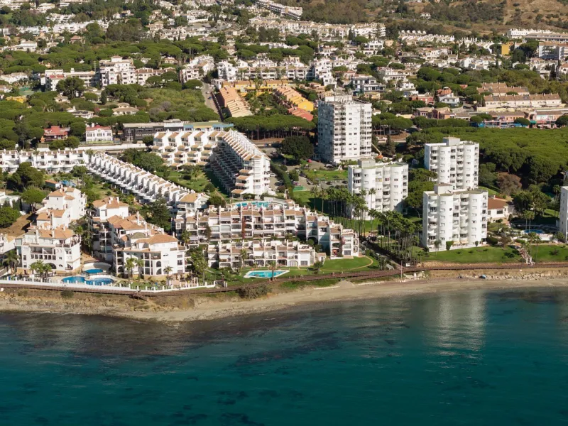 Duplex penthouse with stunning views of the Mediterranean.