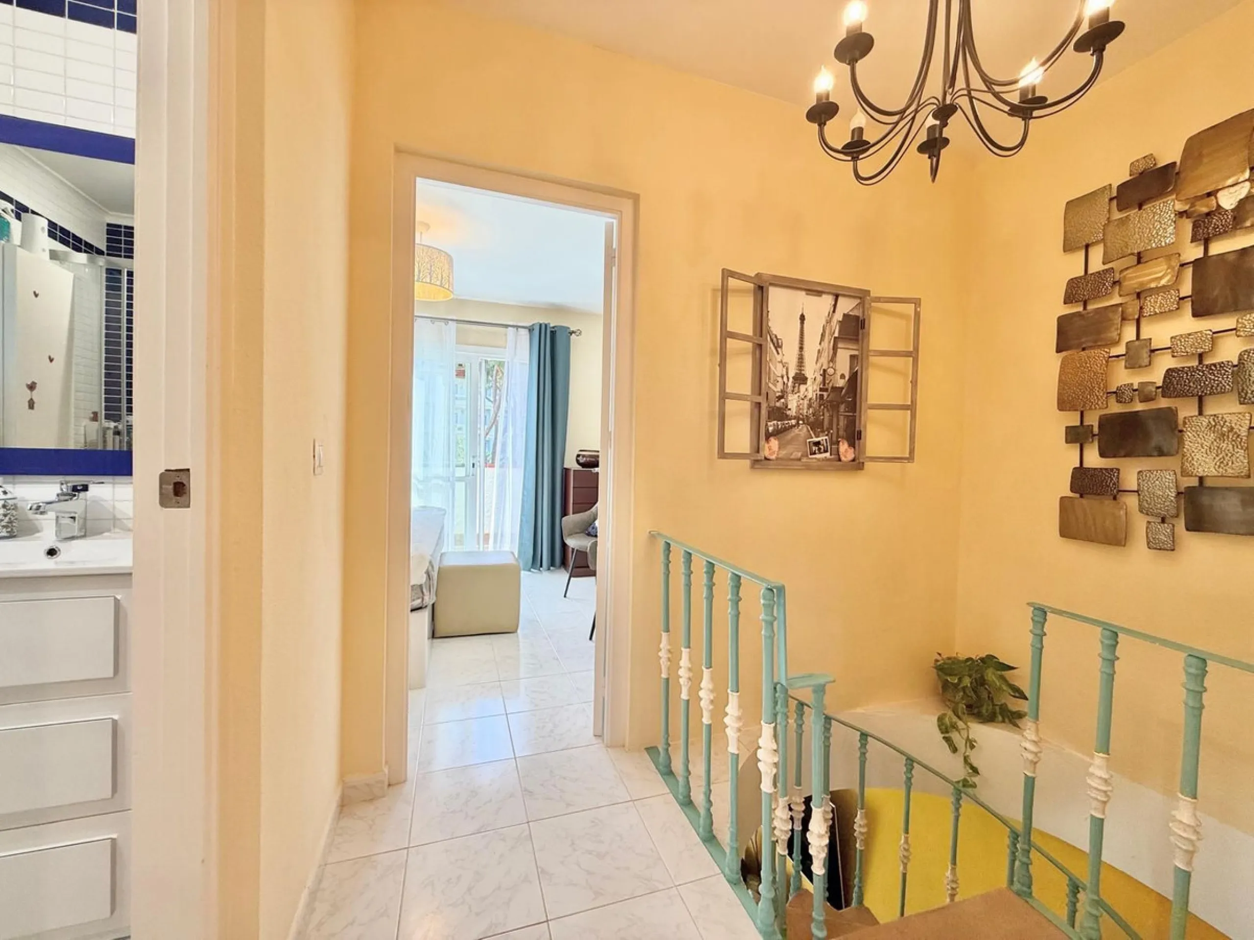 House - Semi-Detached House в продаже в Mijas, Málaga. В доме 2 спален и 2 ванных комнат. Площадь дома 99 м²