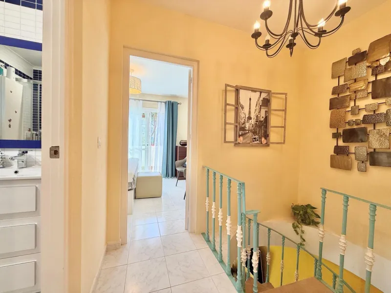 House - Semi-Detached House в продаже в Mijas, Málaga. В доме 2 спален и 2 ванных комнат. Площадь дома 99 м²