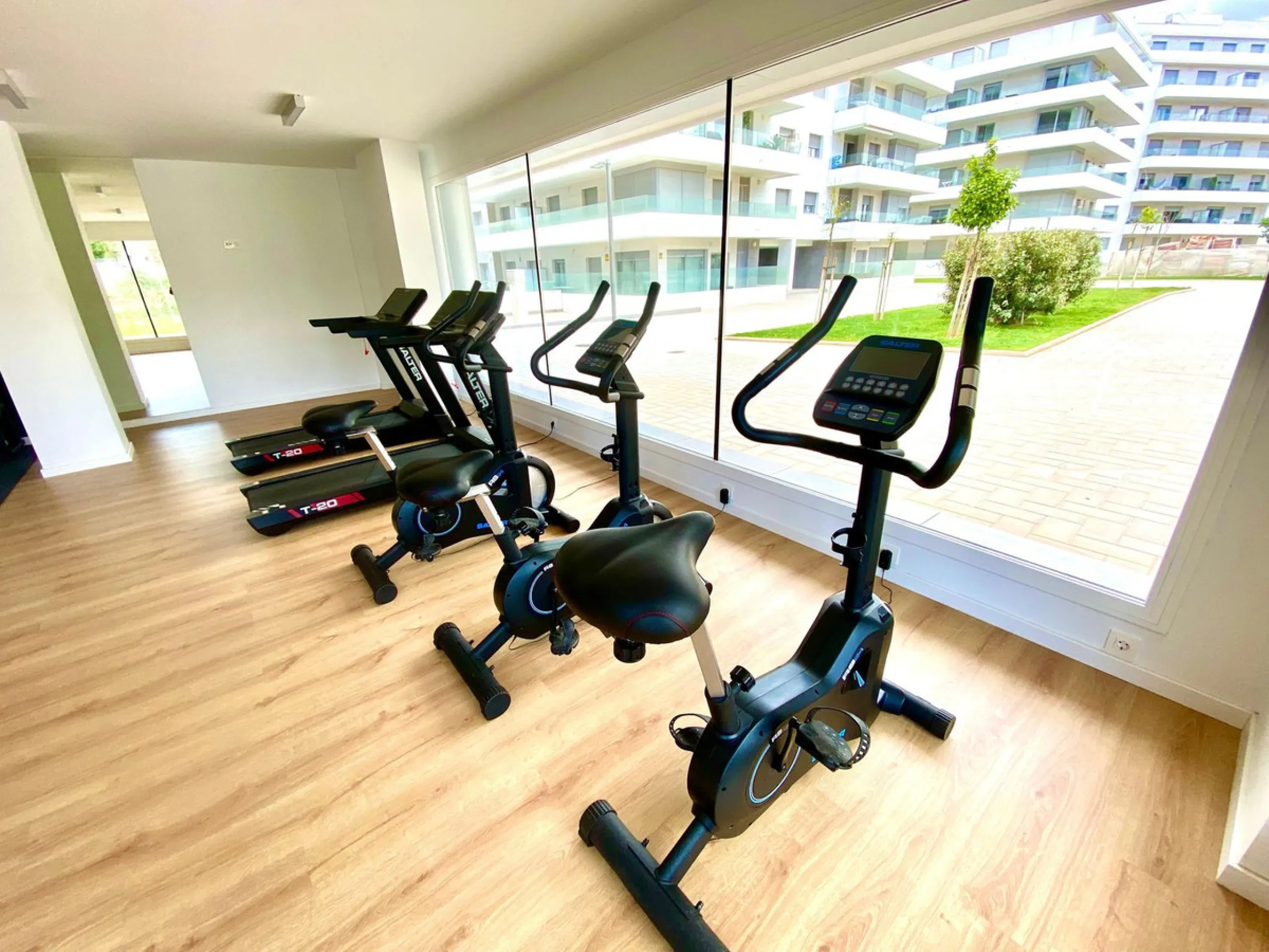 Apartment - Penthouse в продаже в Marbella, Málaga. В доме 3 спален и 2 ванных комнат. Площадь дома 108 м²
