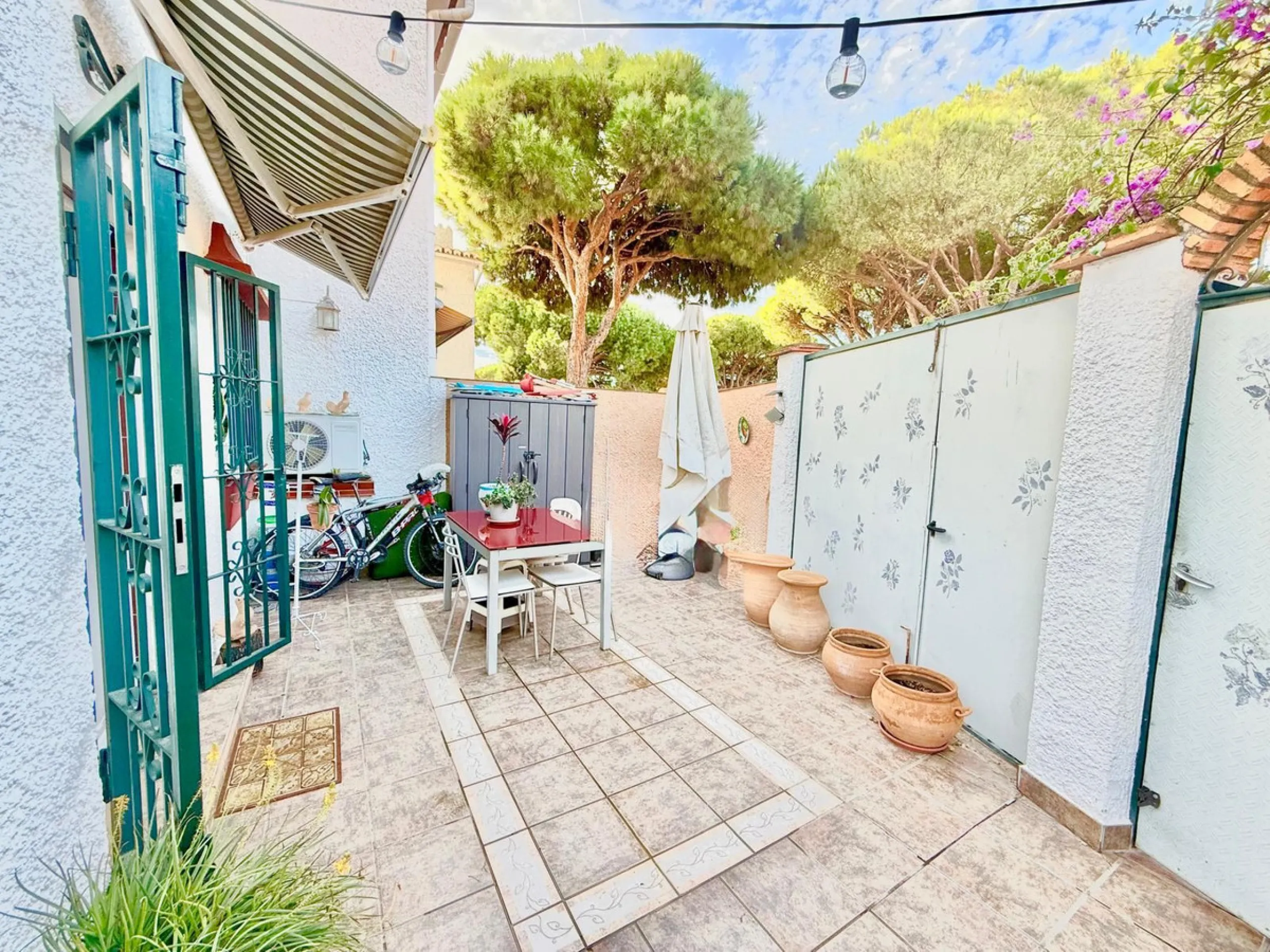 House - Semi-Detached House в продаже в Mijas, Málaga. В доме 2 спален и 2 ванных комнат. Площадь дома 99 м²