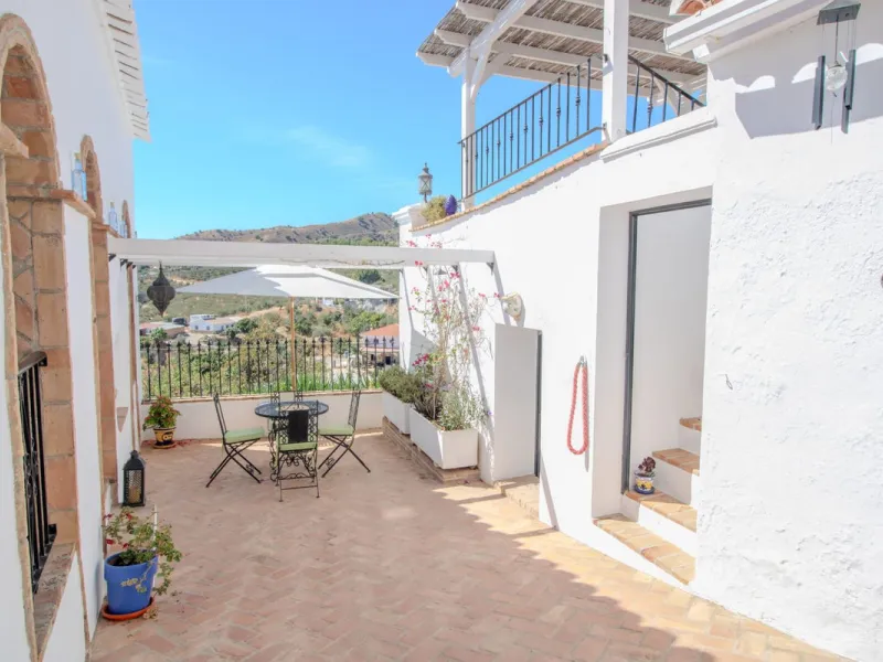 Townhouse in the heart of Alora, with touristic license!