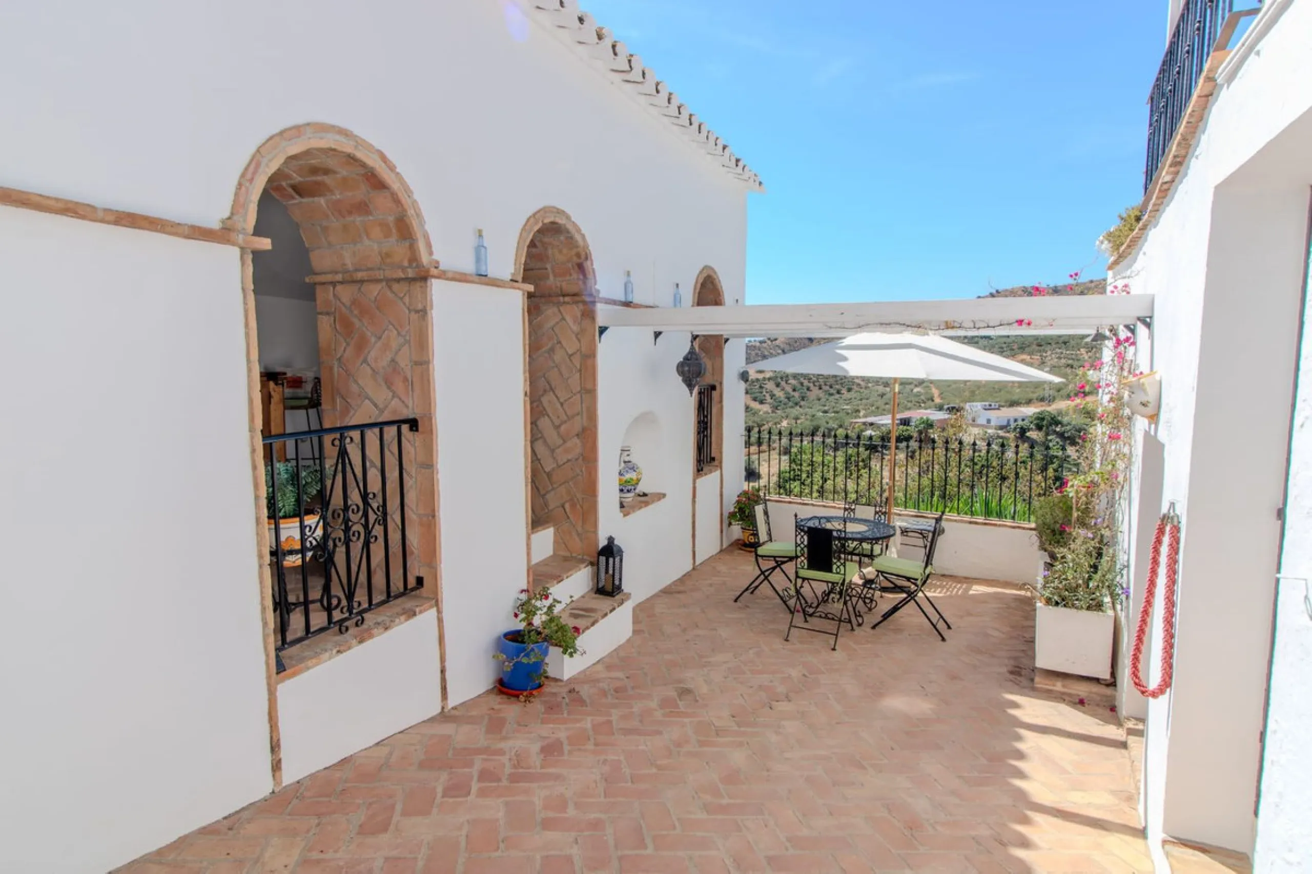 Townhouse in the heart of Alora, with touristic license!