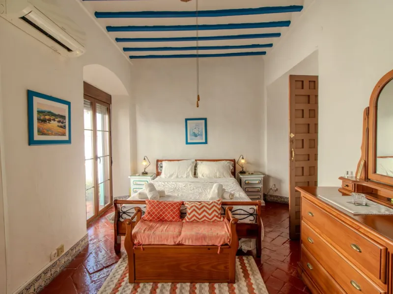 Townhouse in the heart of Alora, with touristic license!