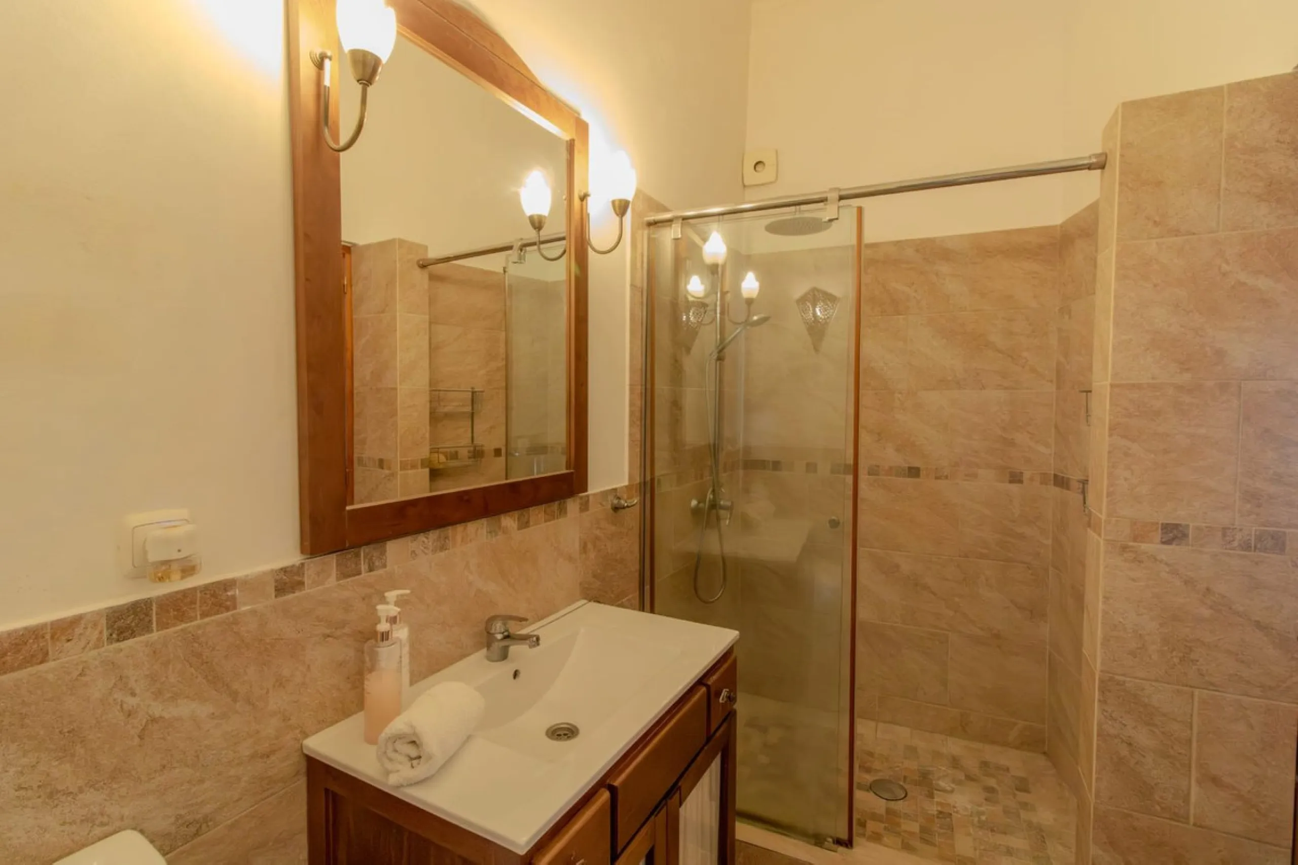 Townhouse in the heart of Alora, with touristic license!
