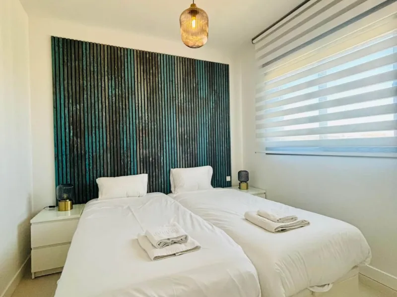 Apartment - Middle Floor Apartment в продаже в Mijas, Málaga. В доме 3 спален и 2 ванных комнат. Площадь дома 100 м²