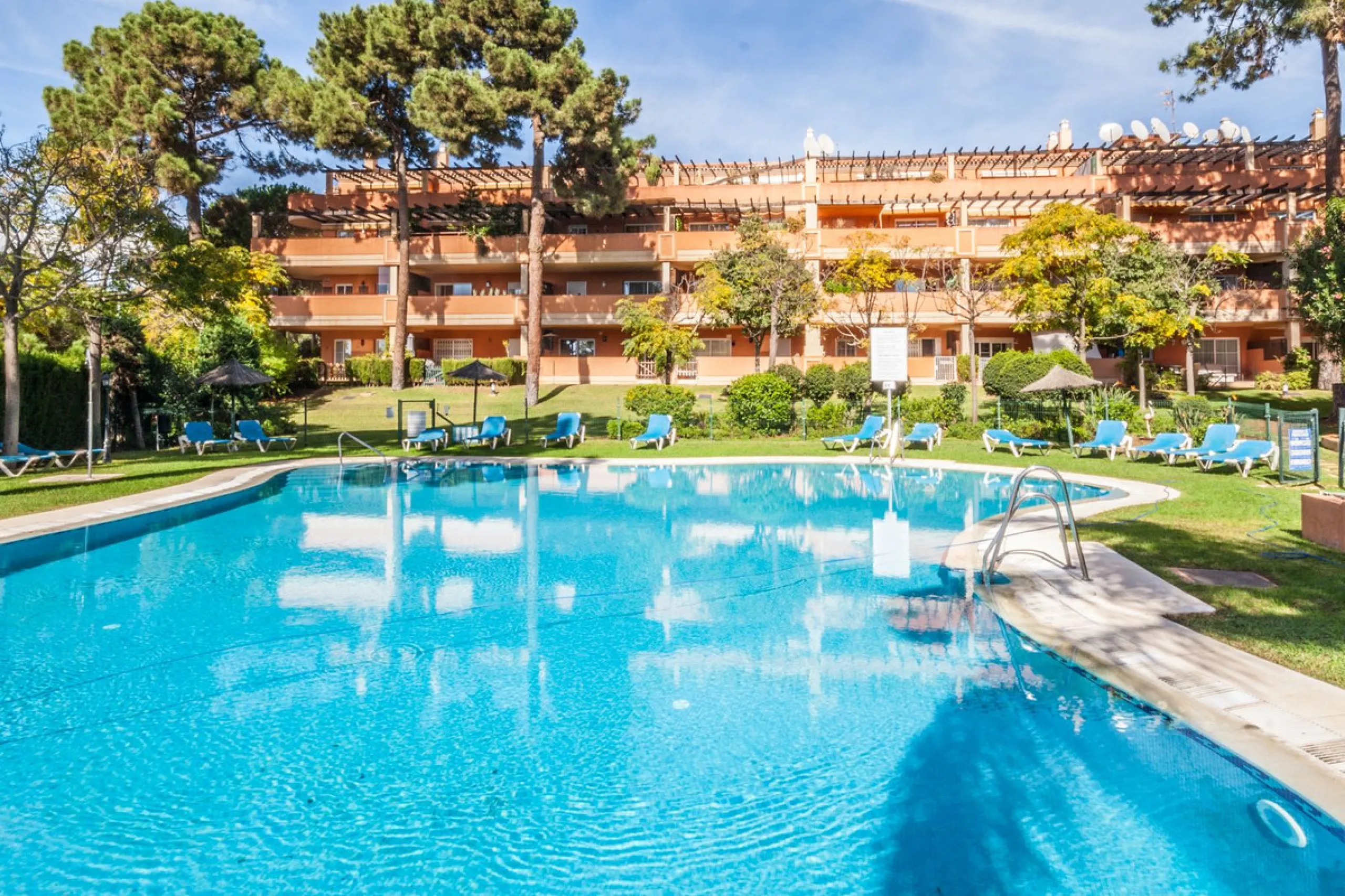 Modern Ground Floor Apartment in Elviria, Costa del Sol.