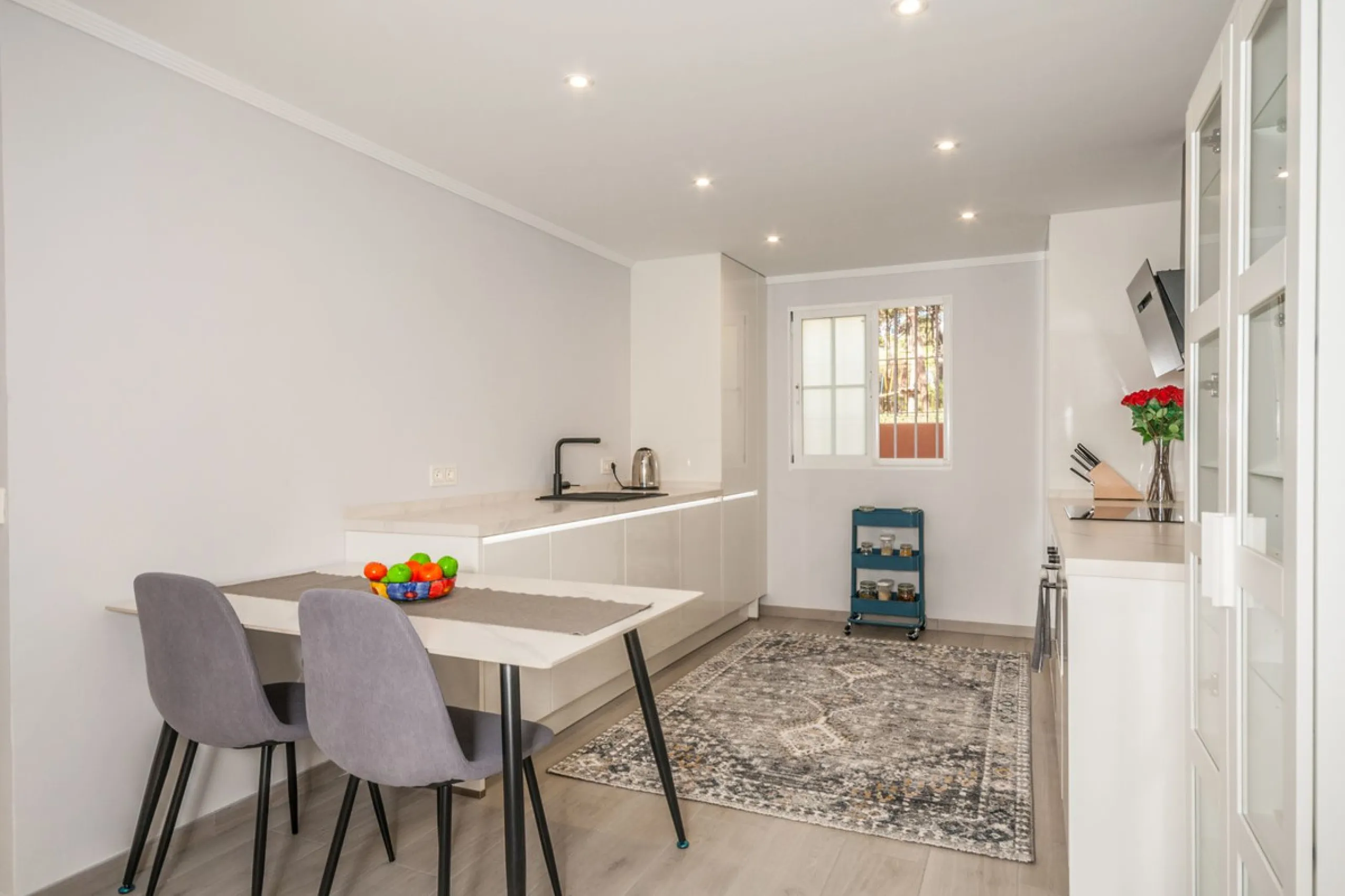 Modern Ground Floor Apartment in Elviria, Costa del Sol.