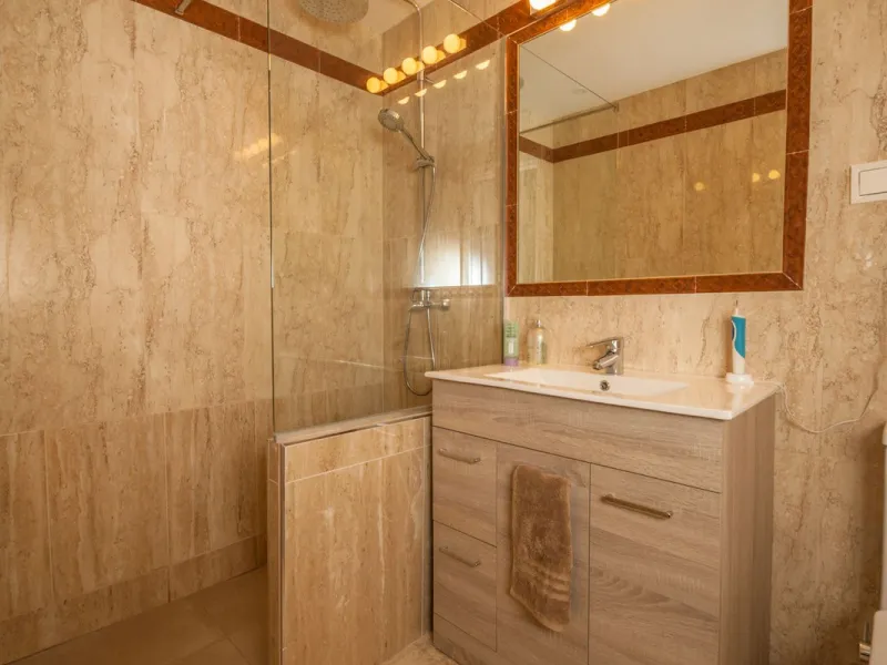 Modern Ground Floor Apartment in Elviria, Costa del Sol.