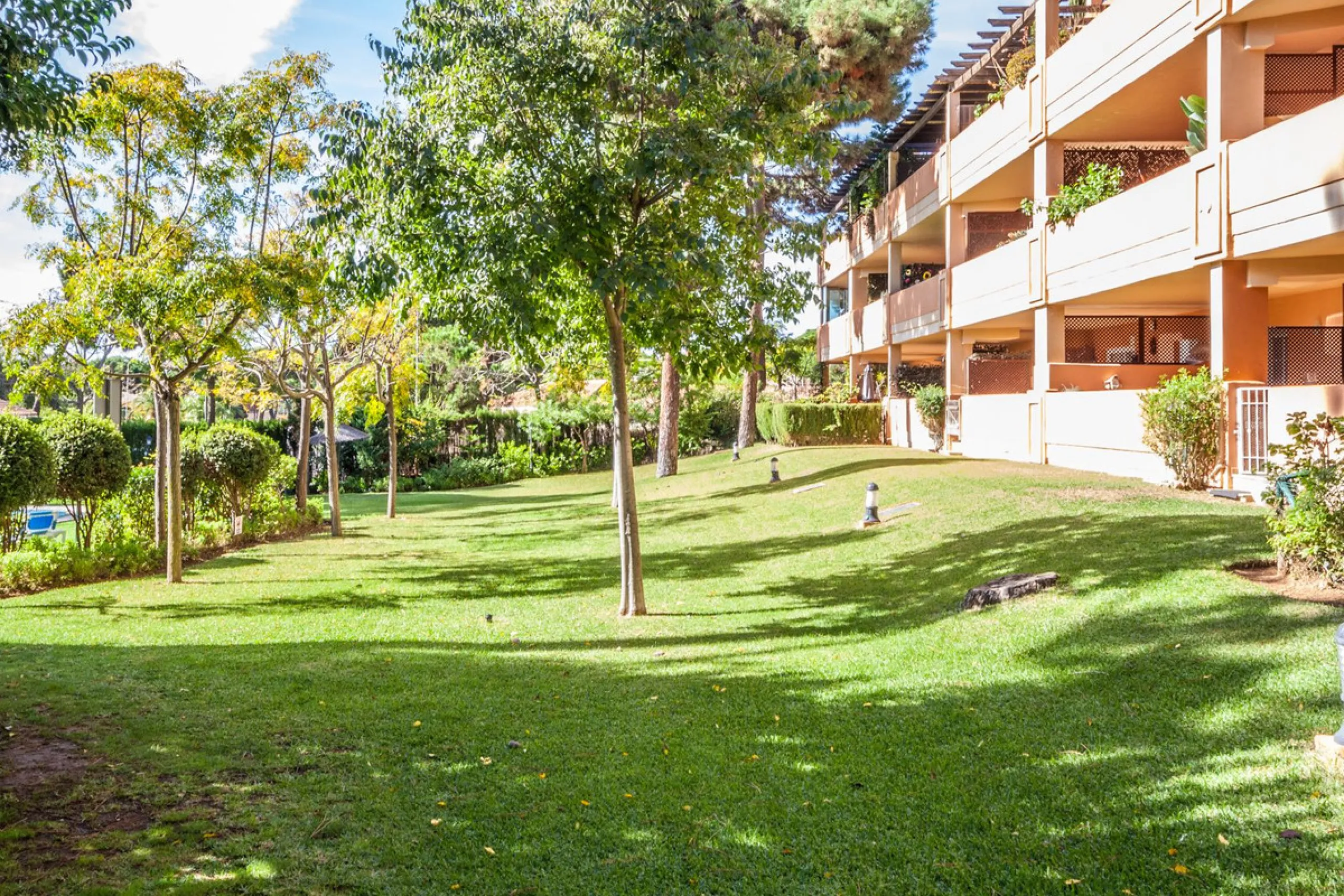 Modern Ground Floor Apartment in Elviria, Costa del Sol.