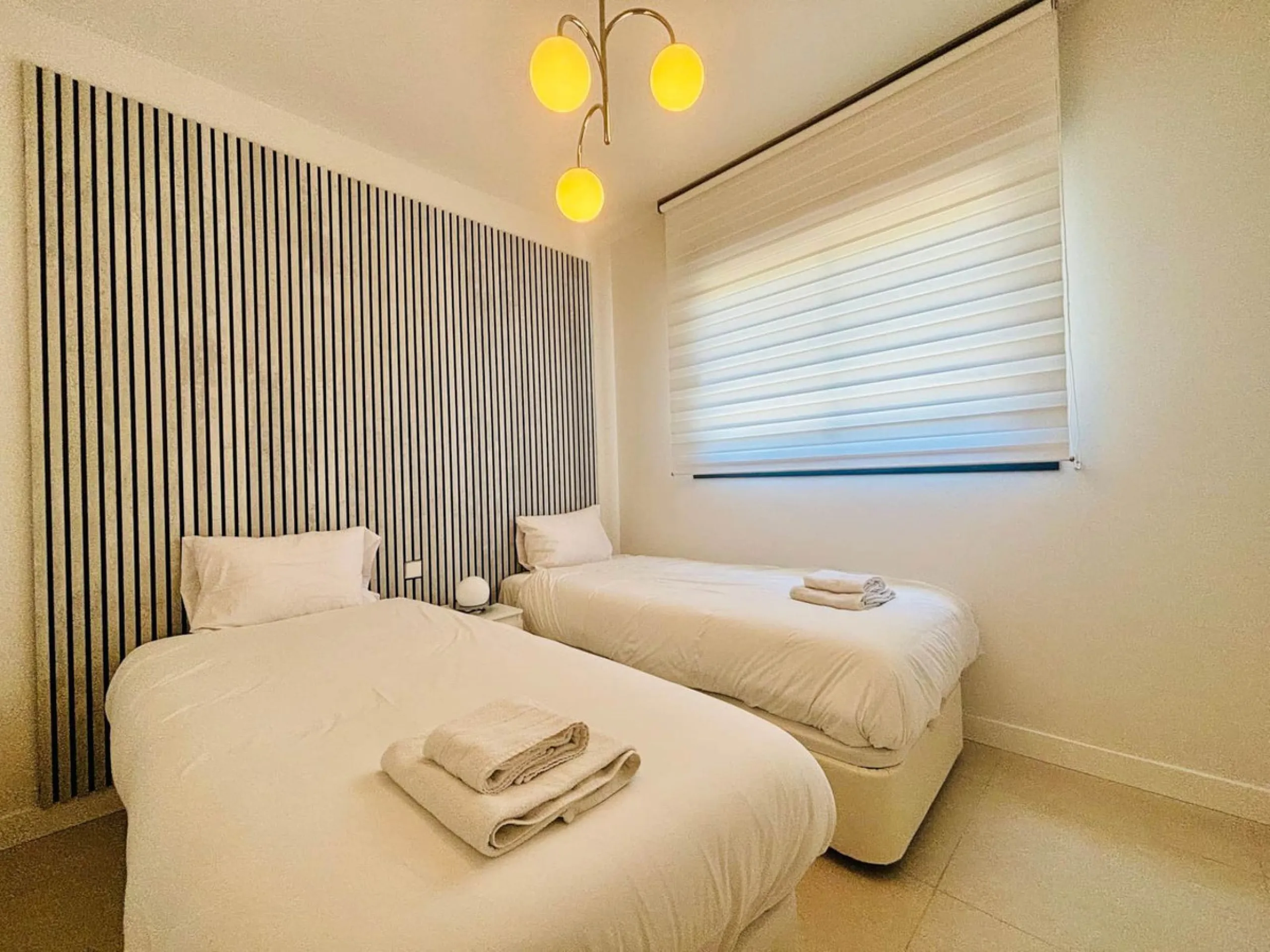 Apartment - Middle Floor Apartment в продаже в Mijas, Málaga. В доме 3 спален и 2 ванных комнат. Площадь дома 100 м²