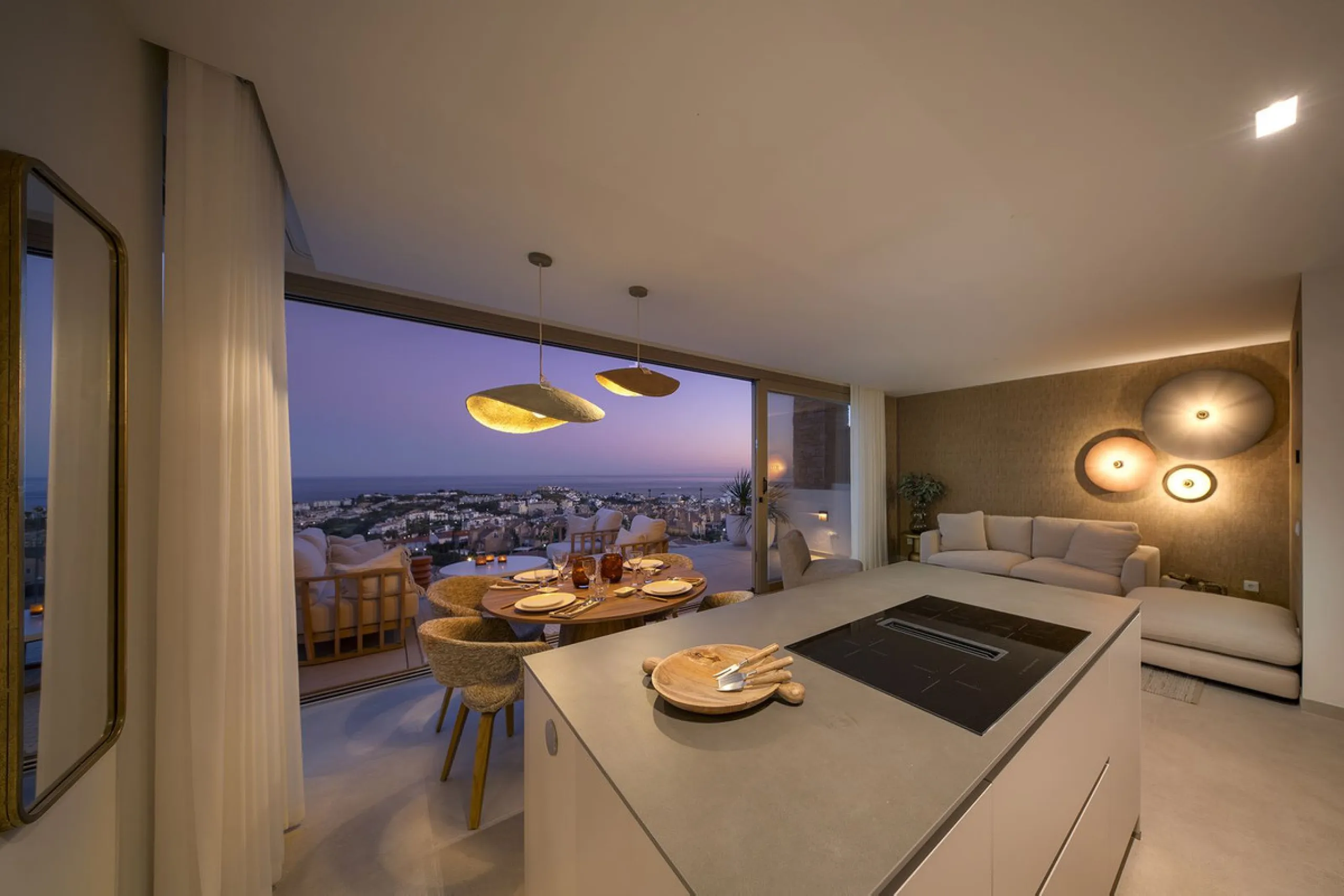 Amazing key ready 2-bedroom penthouse in La Cala de Mijas, boasting spectacular sea views. The upper level features a solarium with an outdoor kitchen and a jacuzzi. This boutique development prioritizes quality, functionality, and design, providing an ex