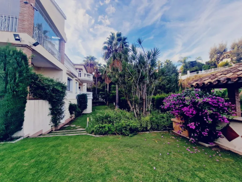 Investment Opportunity in El Paraíso, Benahavís