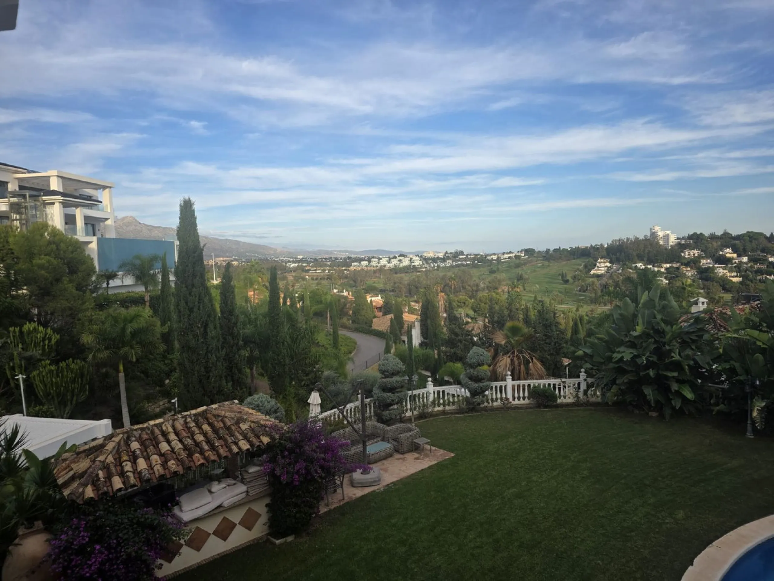 Investment Opportunity in El Paraíso, Benahavís