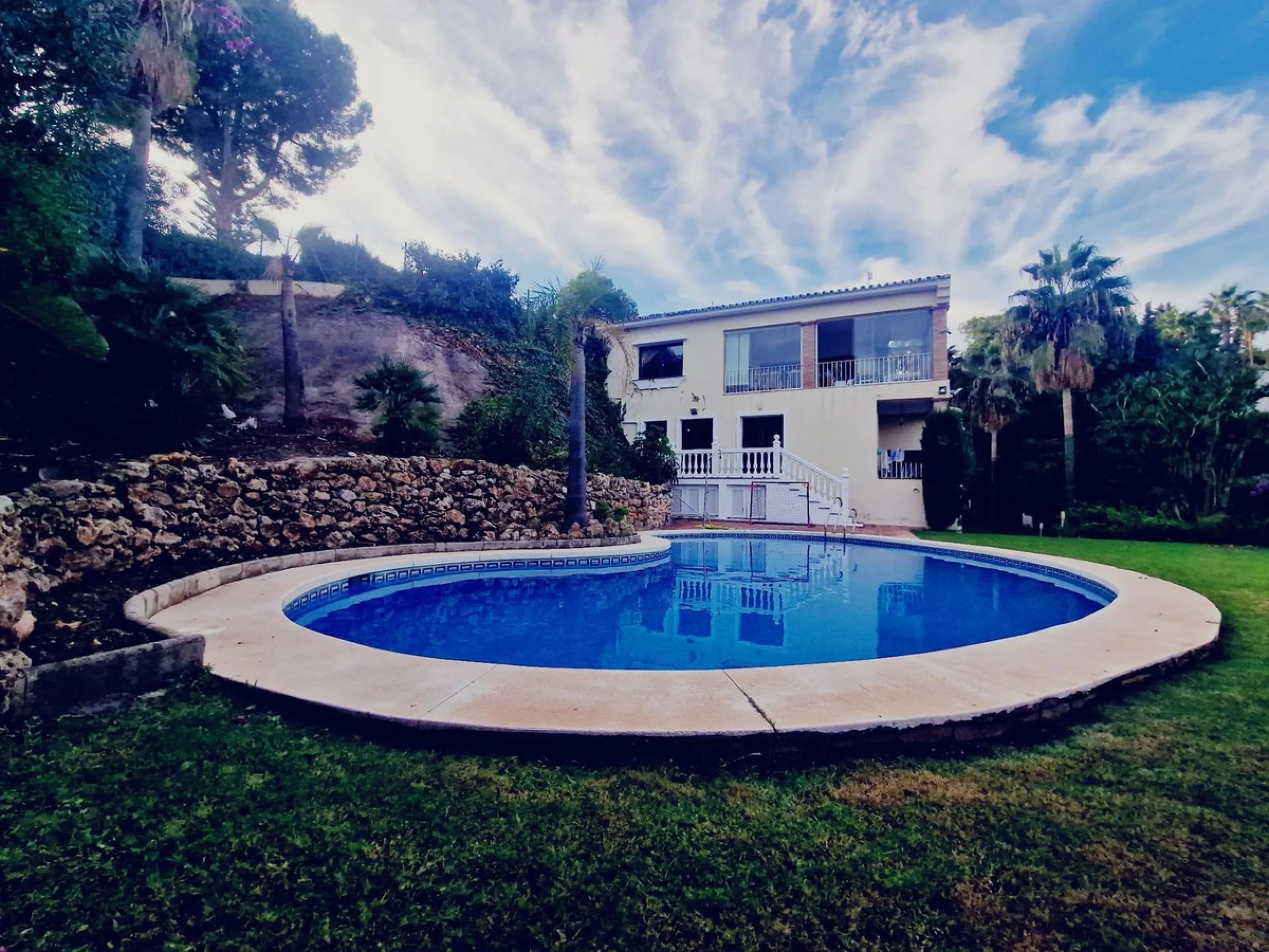 Investment Opportunity in El Paraíso, Benahavís