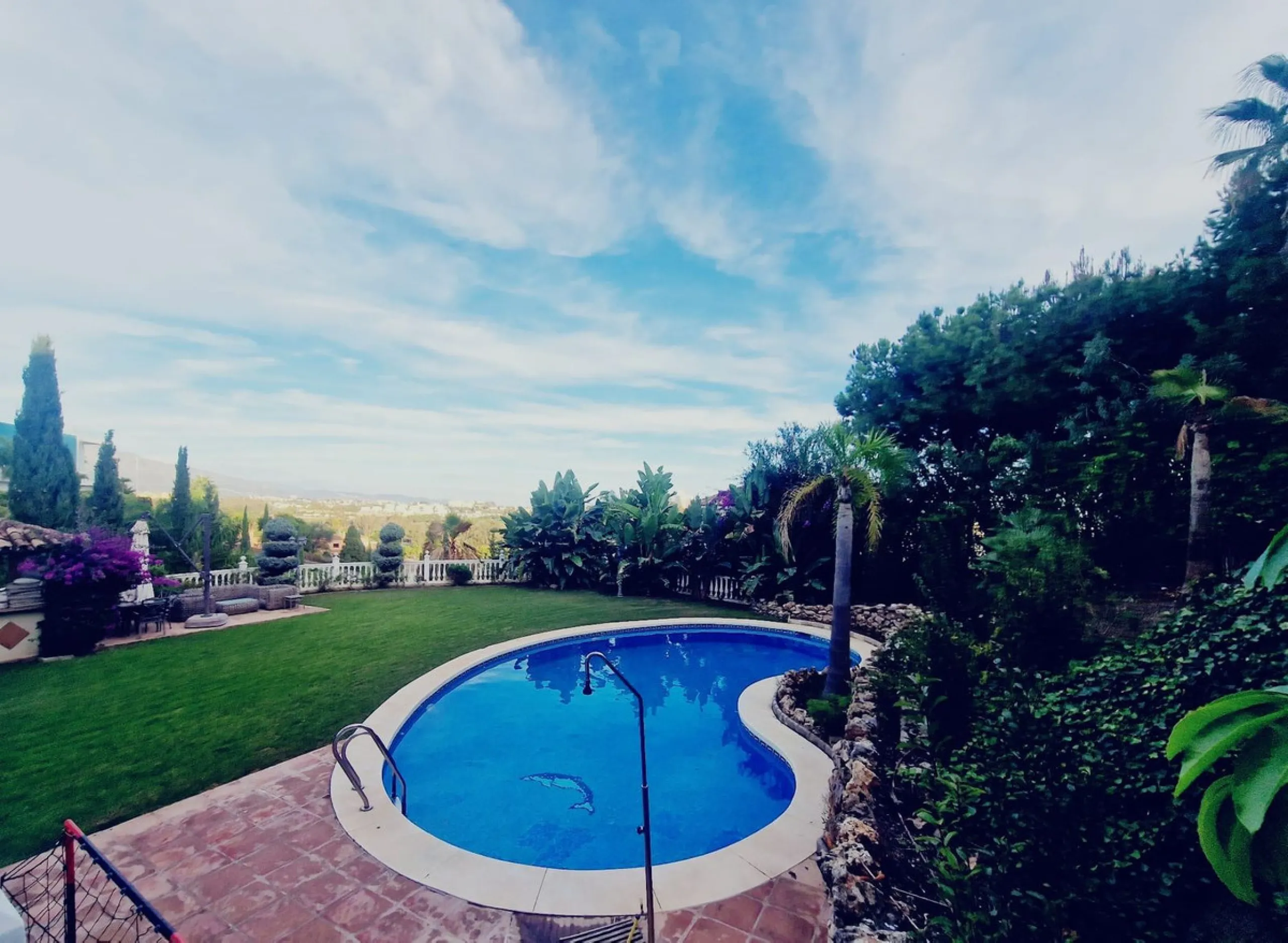 Investment Opportunity in El Paraíso, Benahavís