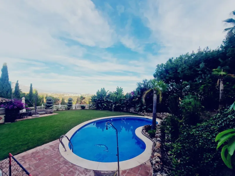 Investment Opportunity in El Paraíso, Benahavís
