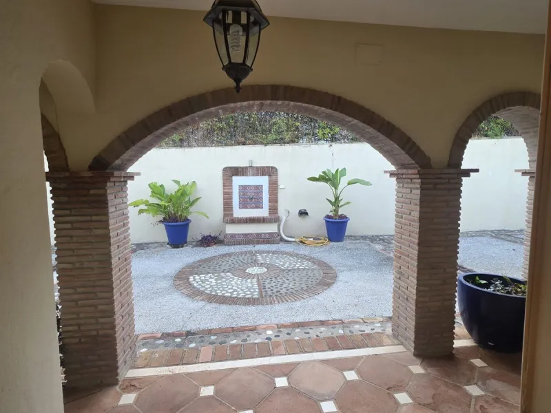 Investment Opportunity in El Paraíso, Benahavís