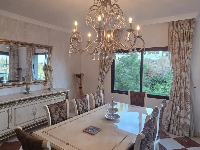 Investment Opportunity in El Paraíso, Benahavís