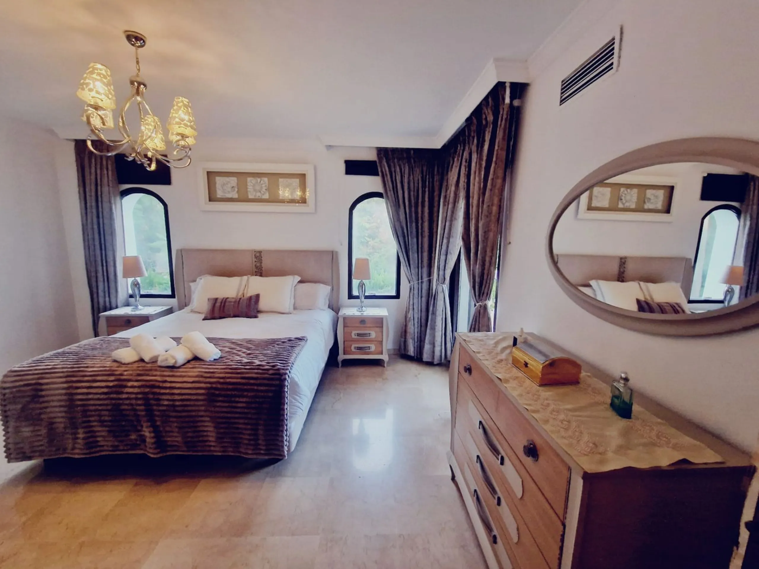 Investment Opportunity in El Paraíso, Benahavís