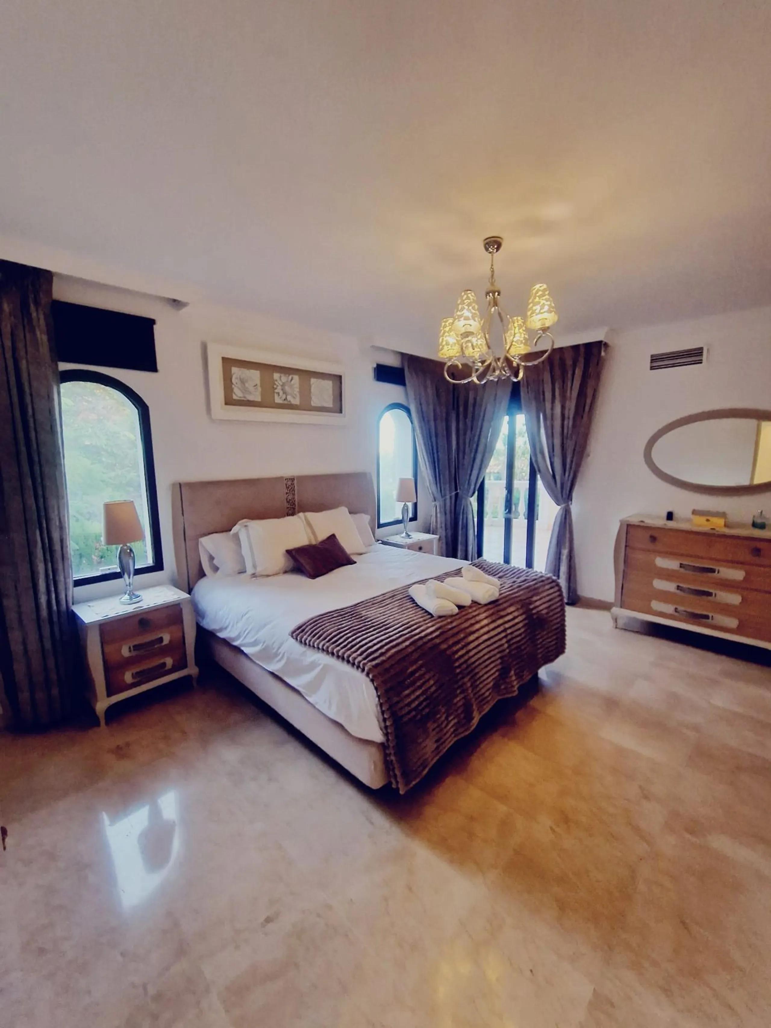Investment Opportunity in El Paraíso, Benahavís
