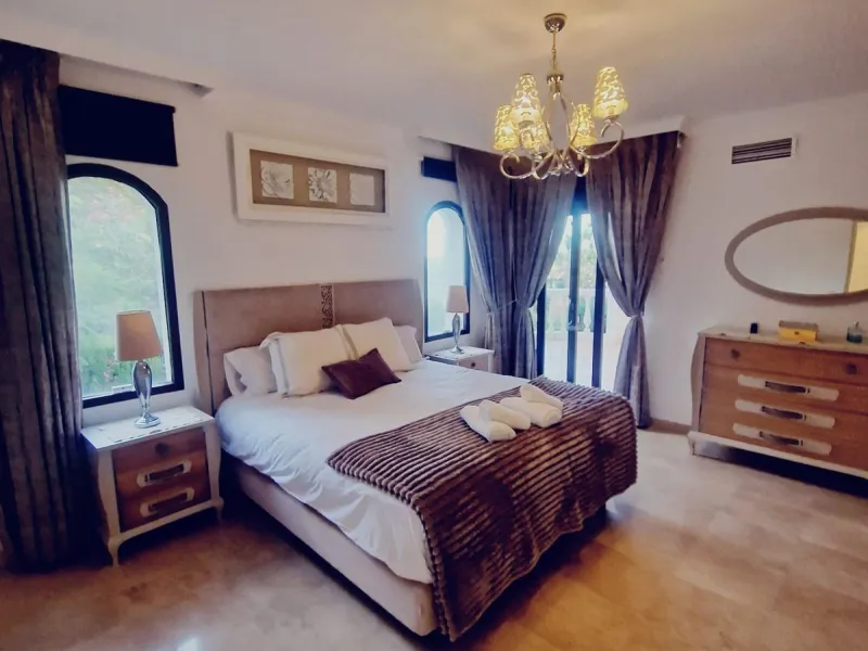 Investment Opportunity in El Paraíso, Benahavís