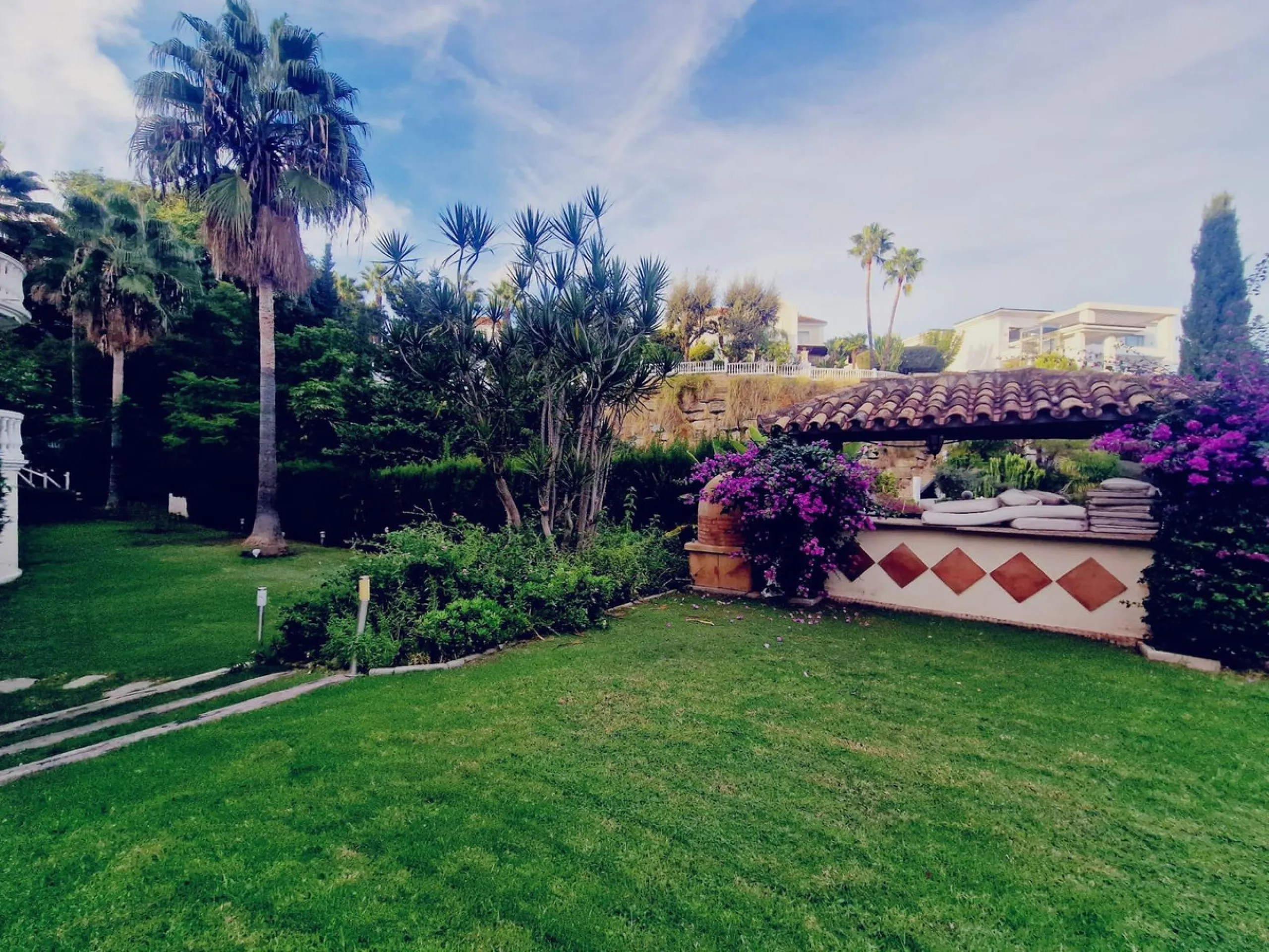 Investment Opportunity in El Paraíso, Benahavís