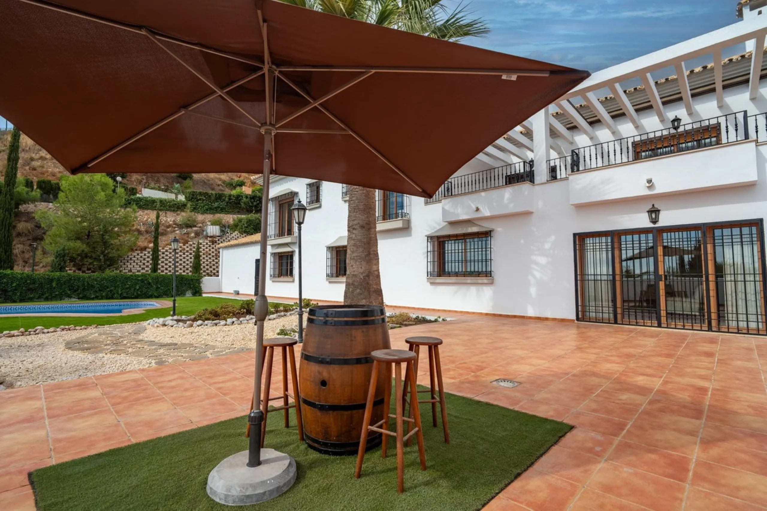 House - Detached Villa в продаже в Málaga, Málaga. В доме 5 спален и 4 ванных комнат. Площадь дома 350 м²
