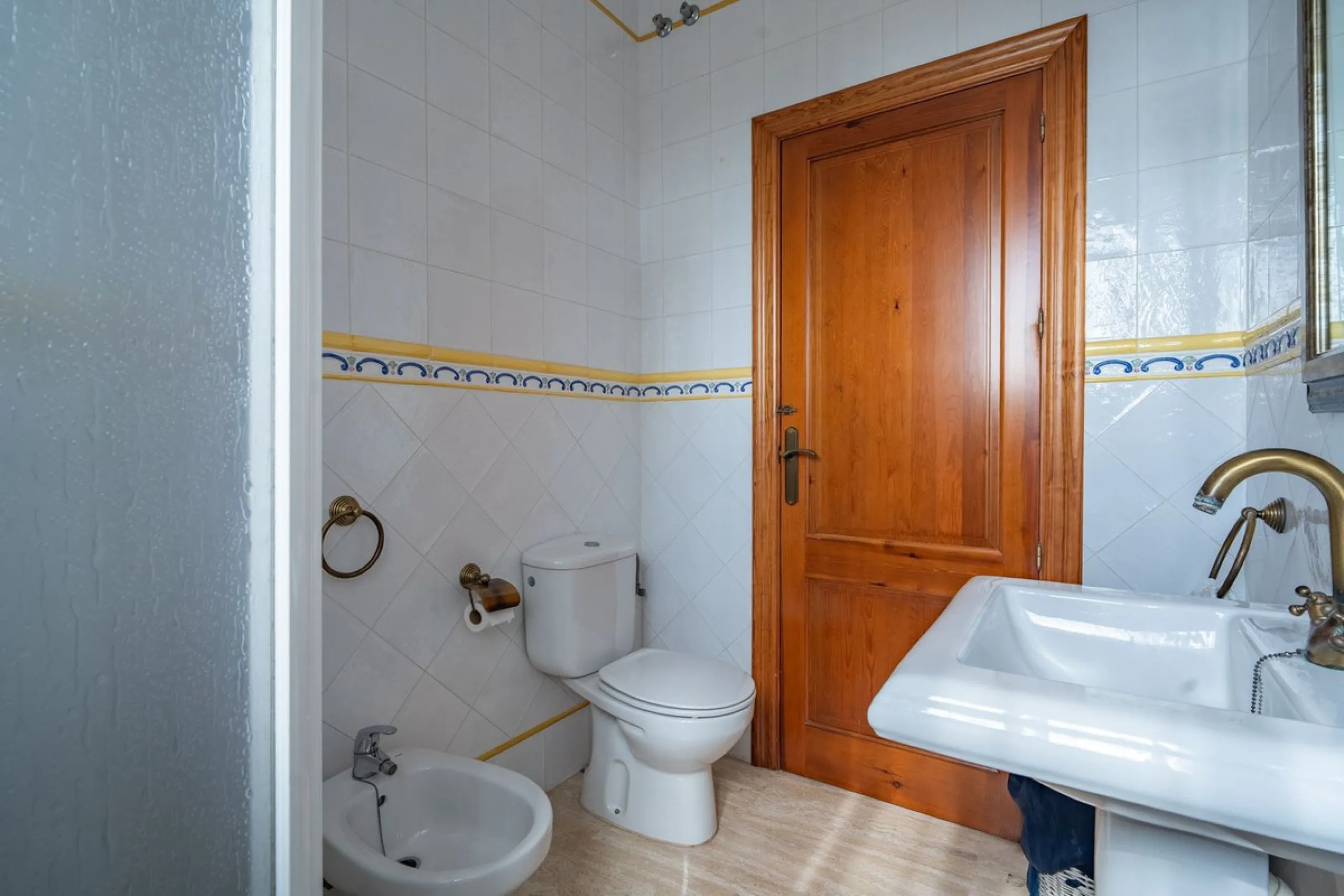House - Detached Villa в продаже в Málaga, Málaga. В доме 5 спален и 4 ванных комнат. Площадь дома 350 м²
