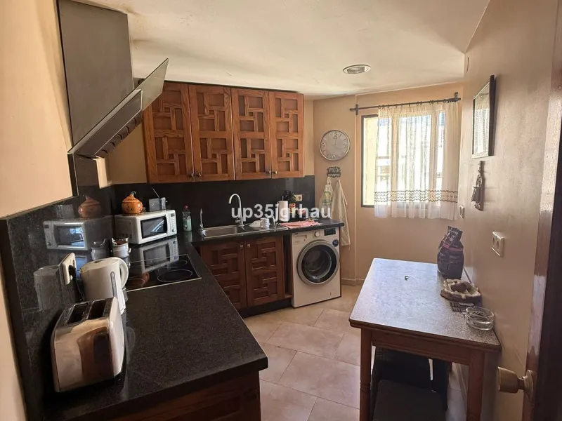 Top Floor Apartment, Estepona, Costa del Sol.
