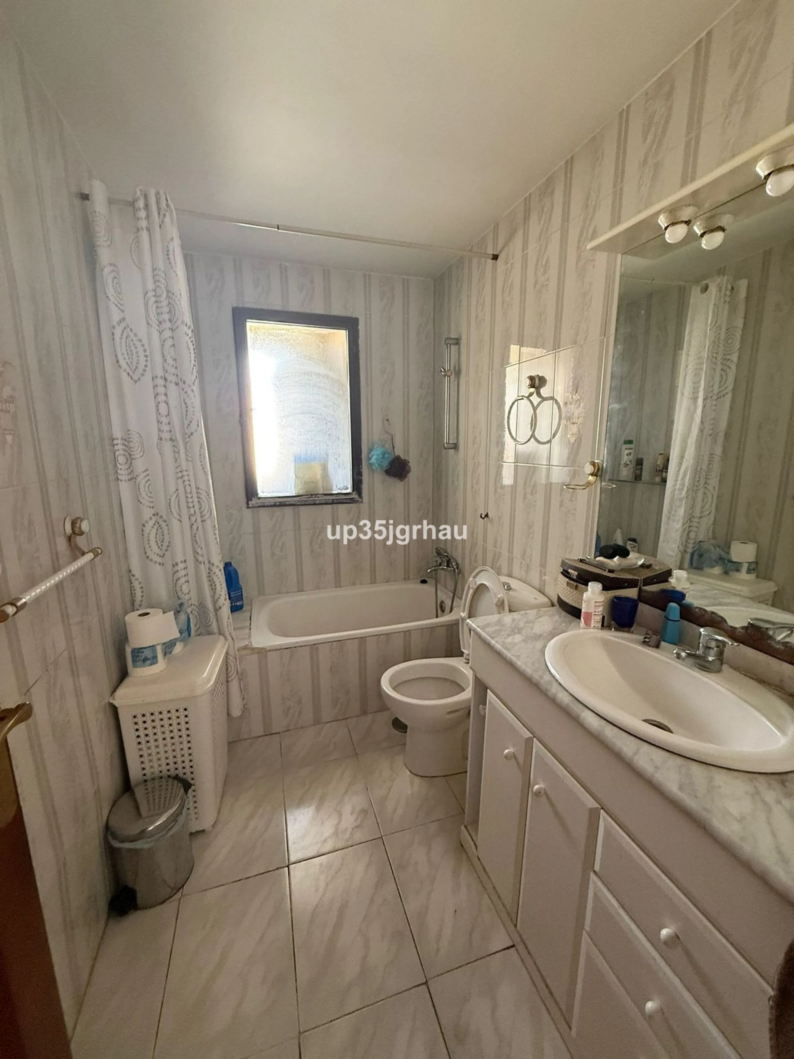 Top Floor Apartment, Estepona, Costa del Sol.