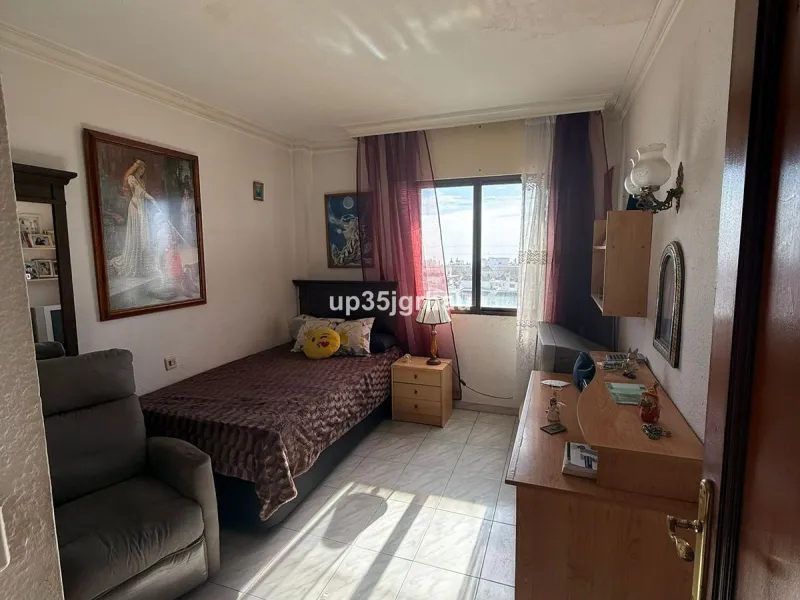 Top Floor Apartment, Estepona, Costa del Sol.