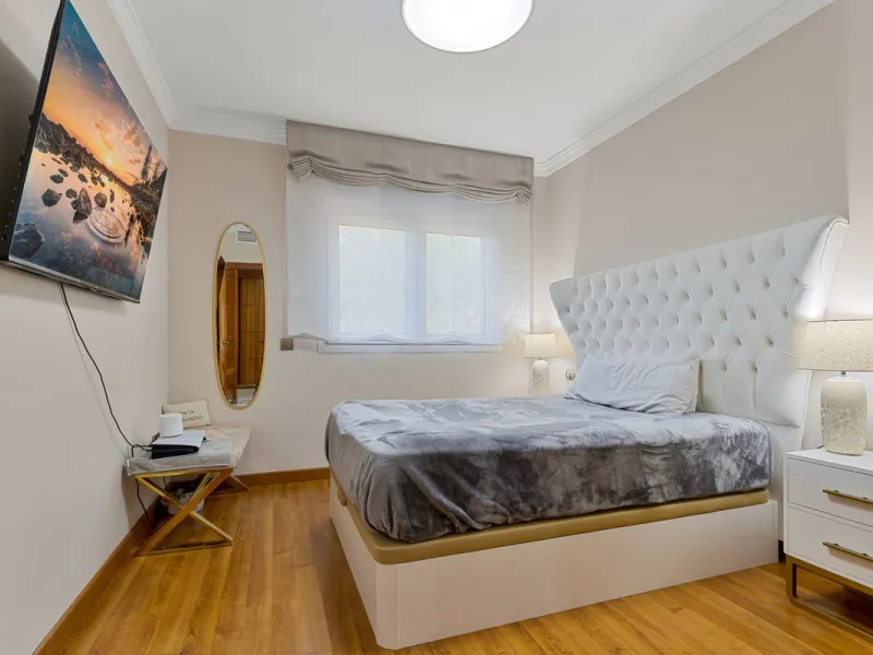 House - Detached Villa в продаже в Benalmadena, Málaga. В доме 6 спален и 5 ванных комнат. Площадь дома 658 м². Площадь участка 1510 м²