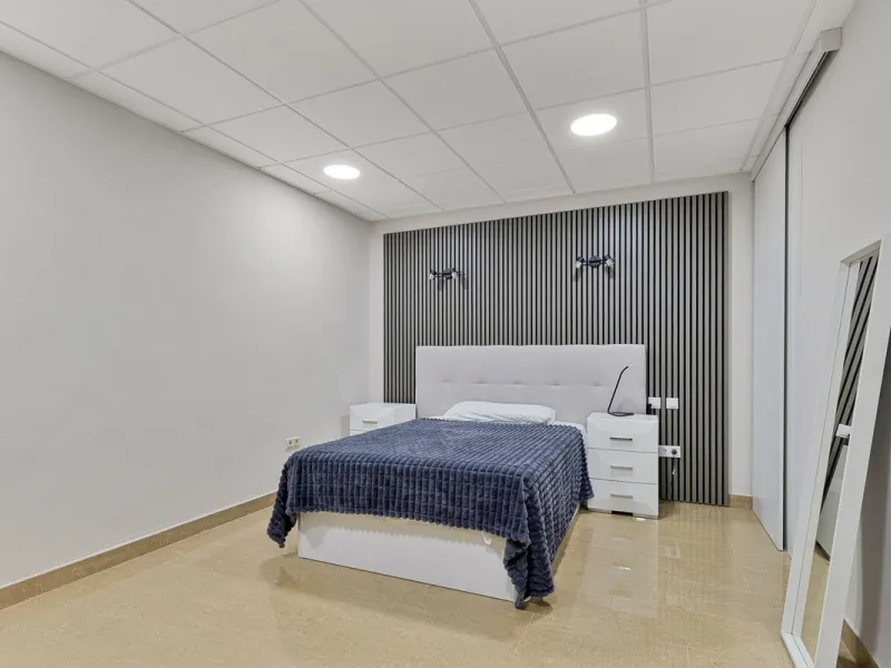 House - Detached Villa в продаже в Benalmadena, Málaga. В доме 6 спален и 5 ванных комнат. Площадь дома 658 м². Площадь участка 1510 м²