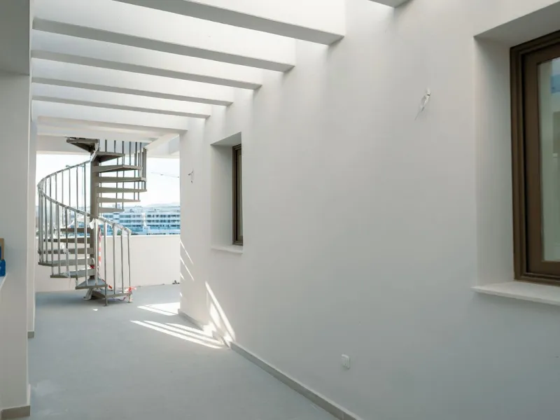 (This is a Resale Unit of a new development)