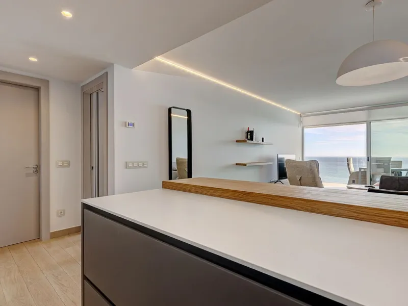 Apartment - Middle Floor Apartment в продаже в Fuengirola, Málaga. В доме 2 спален и 2 ванных комнат. Площадь дома 83 м²