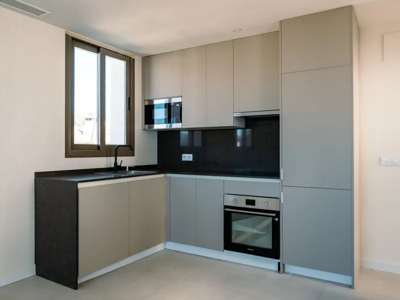 (This is a Resale Unit of a new development)