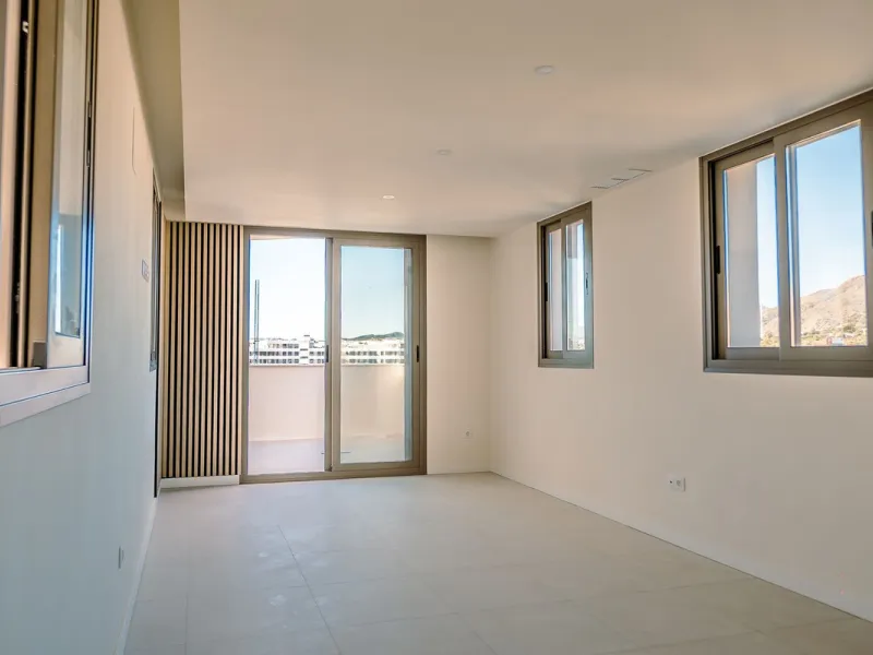 (This is a Resale Unit of a new development)